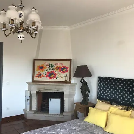 Chez Rose Marie Pansiyon Sobral (Leiria)